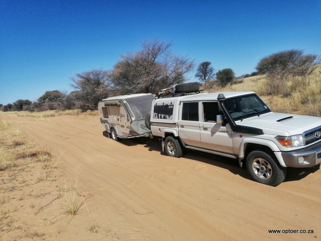 Sandy Road to Mabuasehube