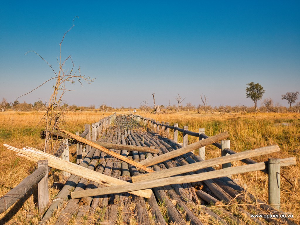 Fourth Bridge Closed